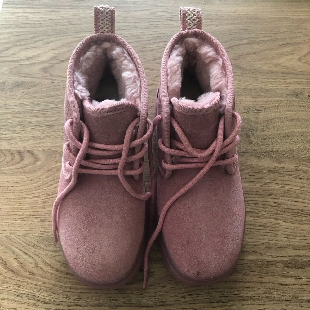 NWOB $140 Neumel Boot (Women) UGG® in Horizon Pink - size 5!